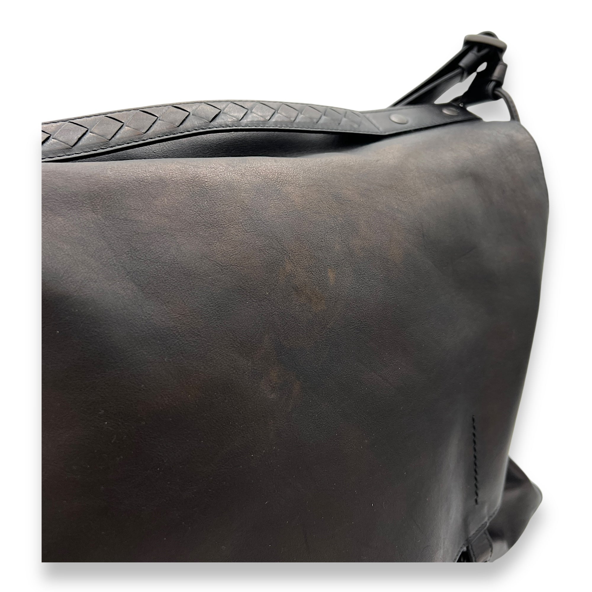 Others dark brown Messenger Bag in Calfskin, Ruthenium hardware - Image 7