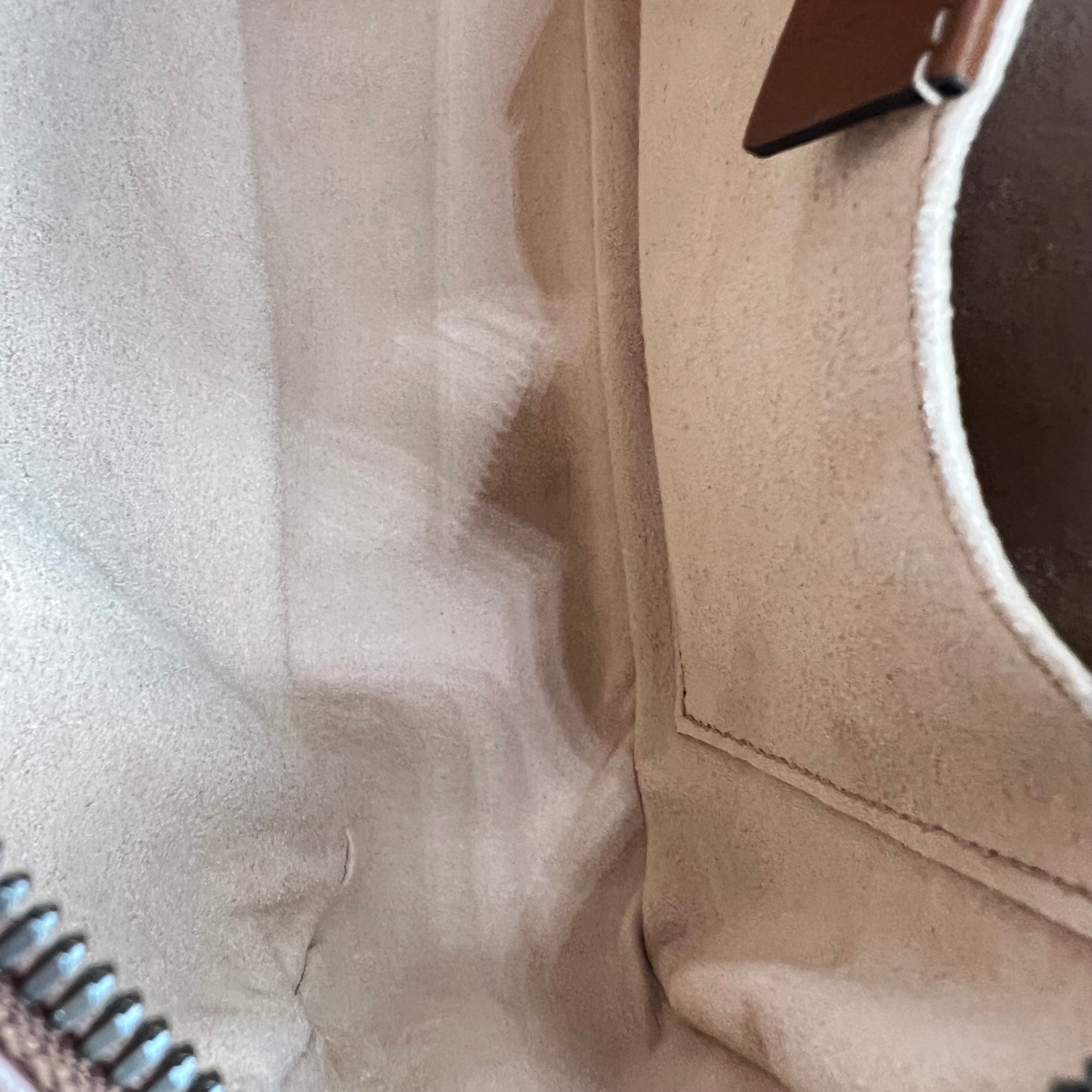 GG Marmont Crossbody Bag Brown in Calfskin, Gold hardware - Image 12