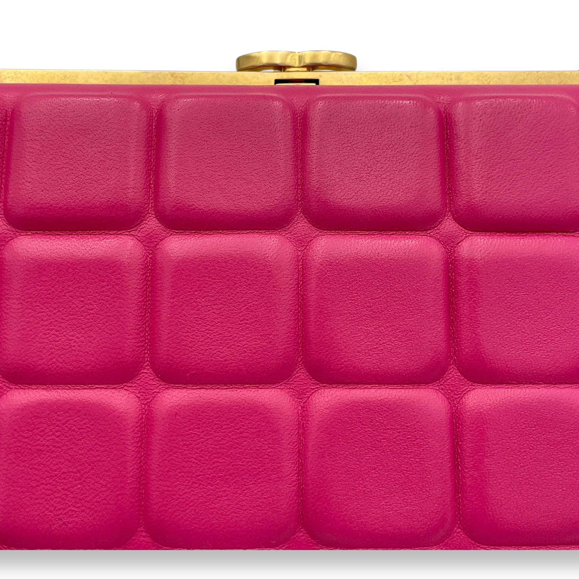 Choco Bar Pink Vanity Bag in Lambskin, Gold hardware - Image 6