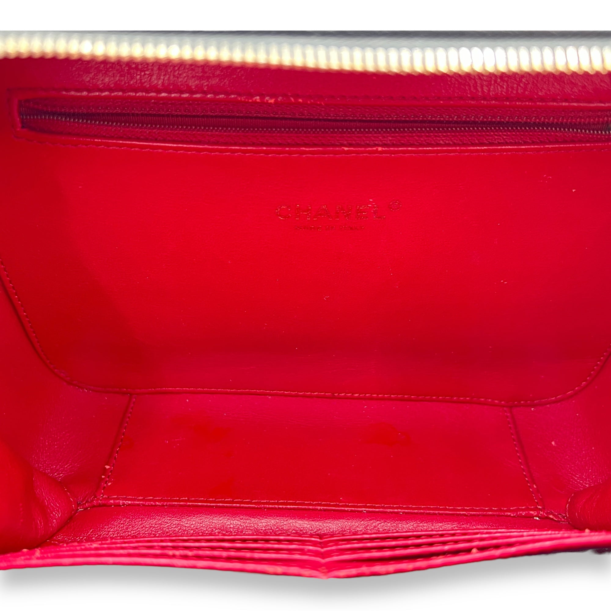 Filigree Large Black Vanity Bag in Caviar Leather, Gold hardware - Image 17