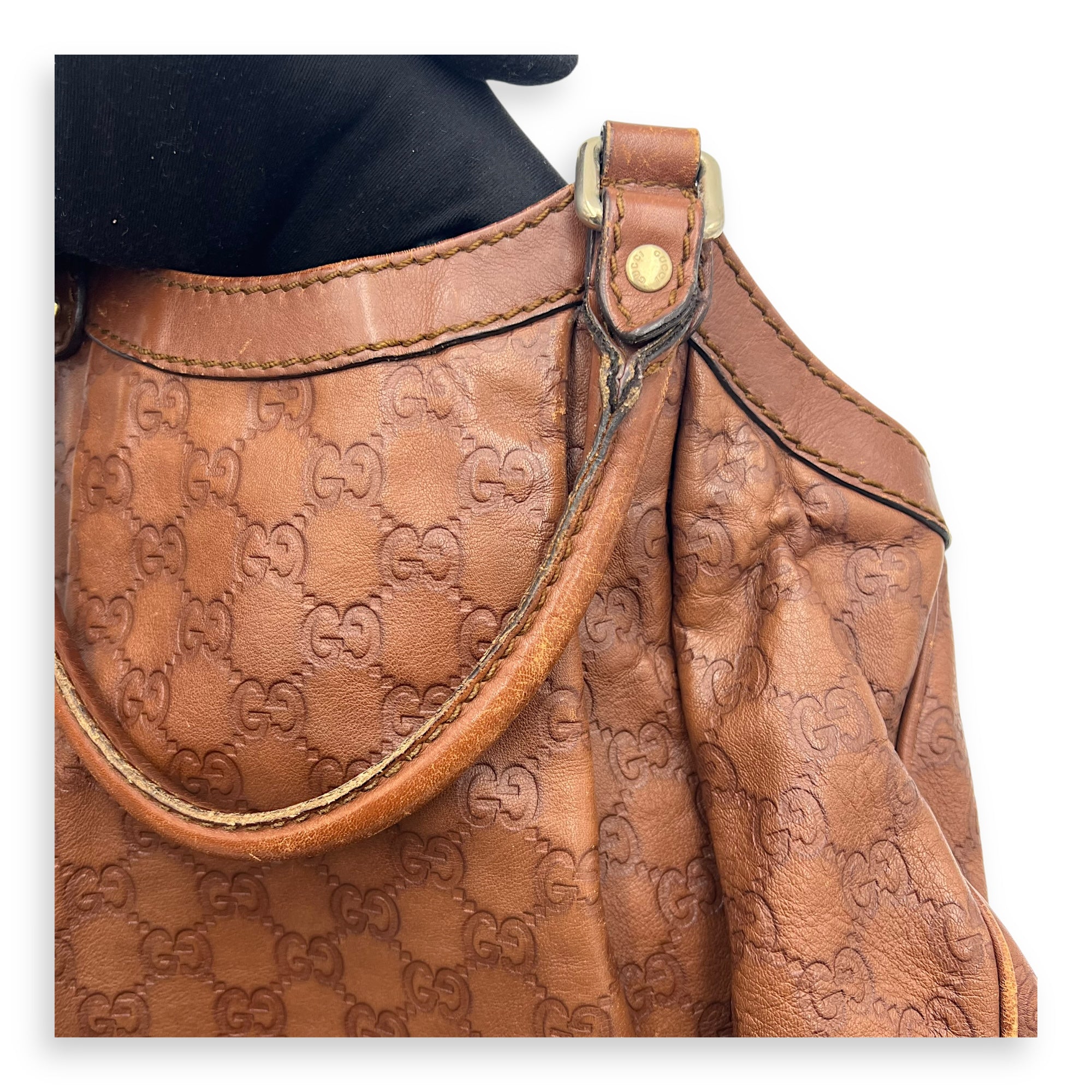 Shukey Shoulder Bag Brown in Calfskin, Gold hardware - Image 25