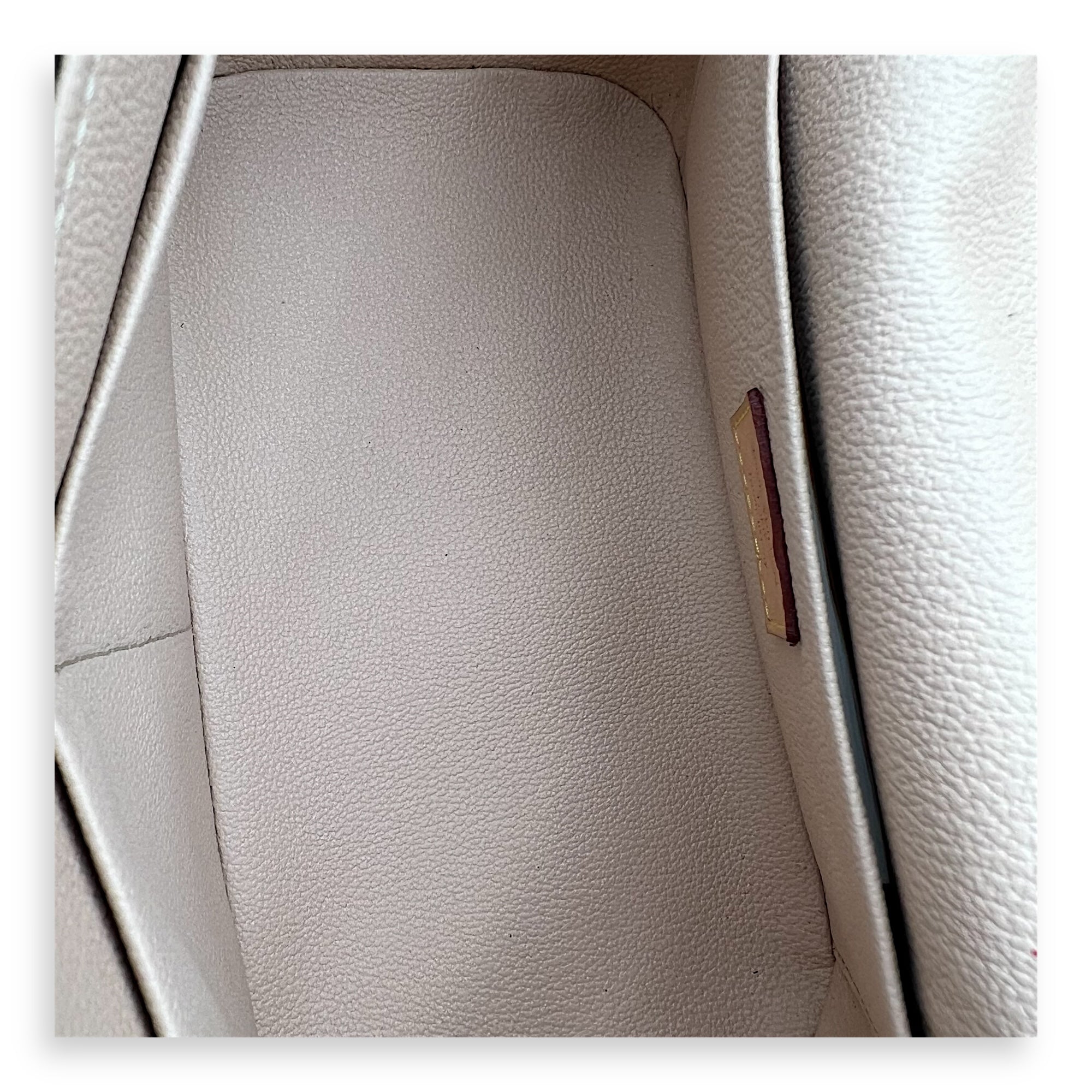 Nice BB Brown Vanity Bag in Monogram Coated Canvas, Gold hardware - Image 10